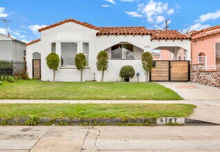 6707 4th Ave in Los Angeles, CA - Building Photo - Building Photo