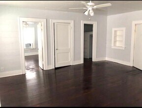1658 W Main St-Unit -1 in Houston, TX - Building Photo - Building Photo