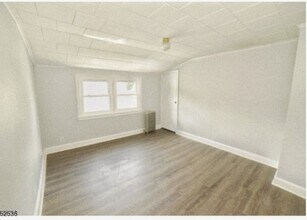 77 Birch St in Bloomfield, NJ - Building Photo - Building Photo