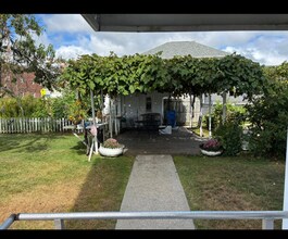 53 Clemence St in Cranston, RI - Building Photo - Building Photo