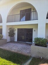21 Dondanville Rd, Unit 25 in St. Augustine, FL - Foto de edificio - Building Photo