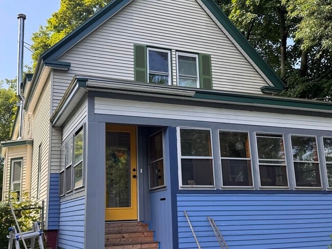 34 Fowler St in Keene, NH - Building Photo - Building Photo