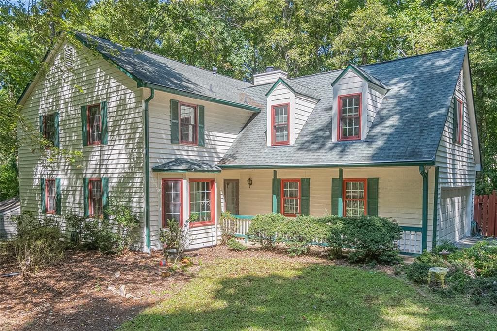 1610 Branch Valley Dr in Roswell, GA - Building Photo