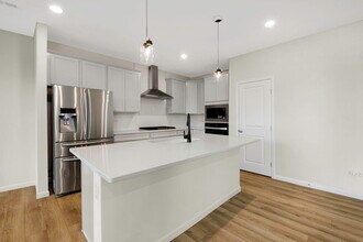 2759 Lawlor Ln in Naperville, IL - Building Photo - Building Photo