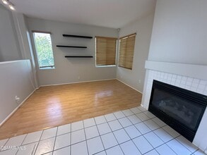 237 Spurwood Ln in Simi Valley, CA - Building Photo - Building Photo