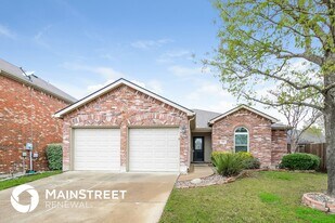 1921 Morning Dove Dr in Aubrey, TX - Building Photo