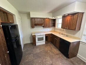 807 N Orchard St in Urbana, IL - Building Photo - Building Photo