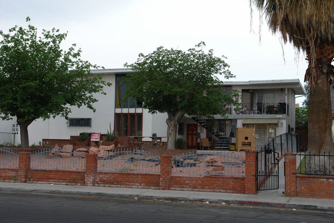 3381 Rome St in Las Vegas, NV - Building Photo