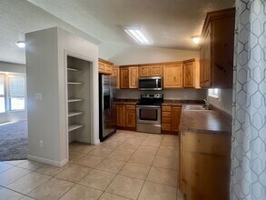 1412 N 220 E St in Lehi, UT - Building Photo - Building Photo