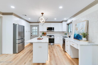 213 Brentwood Blvd in Lafayette, LA - Building Photo - Building Photo