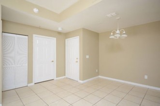 Palm Court in Tampa, FL - Building Photo - Building Photo