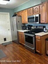 3384 Elizabeth St in West Melbourne, FL - Foto de edificio - Building Photo