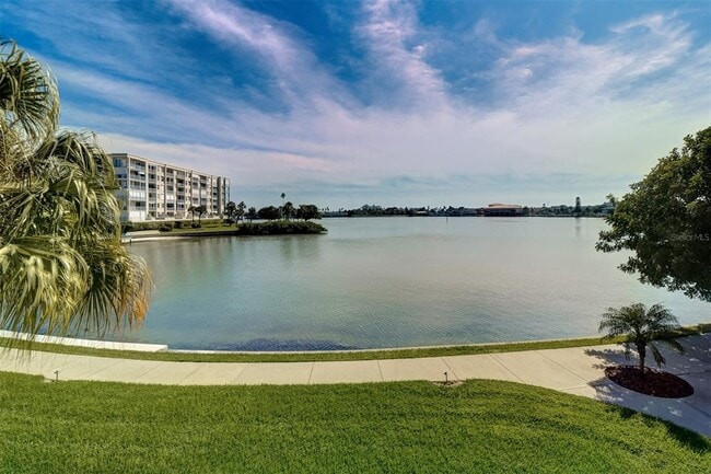 property at 7912 Sailboat Key Blvd S