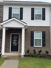 1009 Keyes Pl in Lebanon, TN - Building Photo - Building Photo