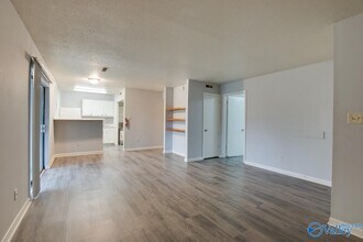 4906 Cotton Row NW in Huntsville, AL - Building Photo - Building Photo