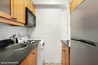 200 W 20th St in New York, NY - Building Photo - Building Photo