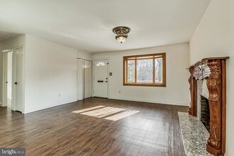 6306 Yellowstone Dr in Alexandria, VA - Building Photo - Building Photo