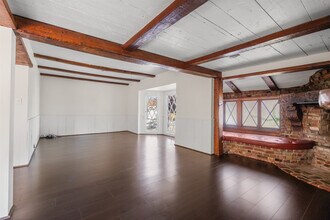 2624 E 8th St in Long Beach, CA - Building Photo - Building Photo