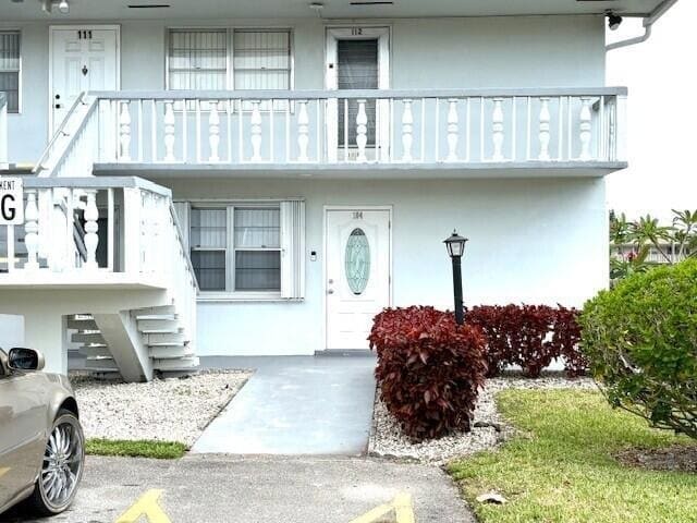 property at 104 Kent St