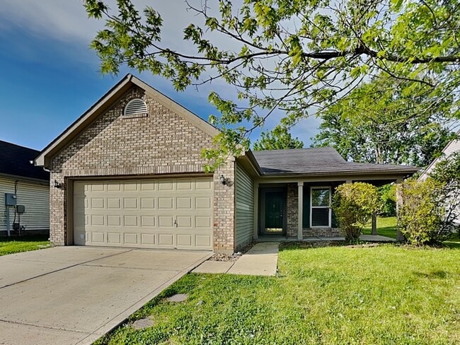 property at 703 Muirfield Dr