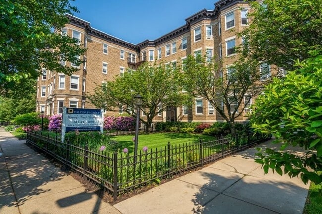 property at 109 Queensberry St