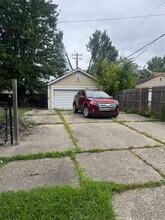 16100 Glastonbury Rd in Detroit, MI - Building Photo - Building Photo
