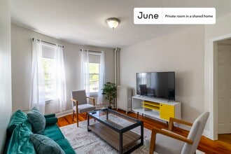 Private bedroom in 4 bed/1 bath Home in Boston, MA - Foto de edificio - Building Photo