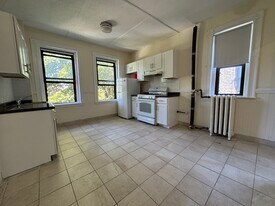 57 Brighton Ave, Unit 6 in Boston, MA - Building Photo