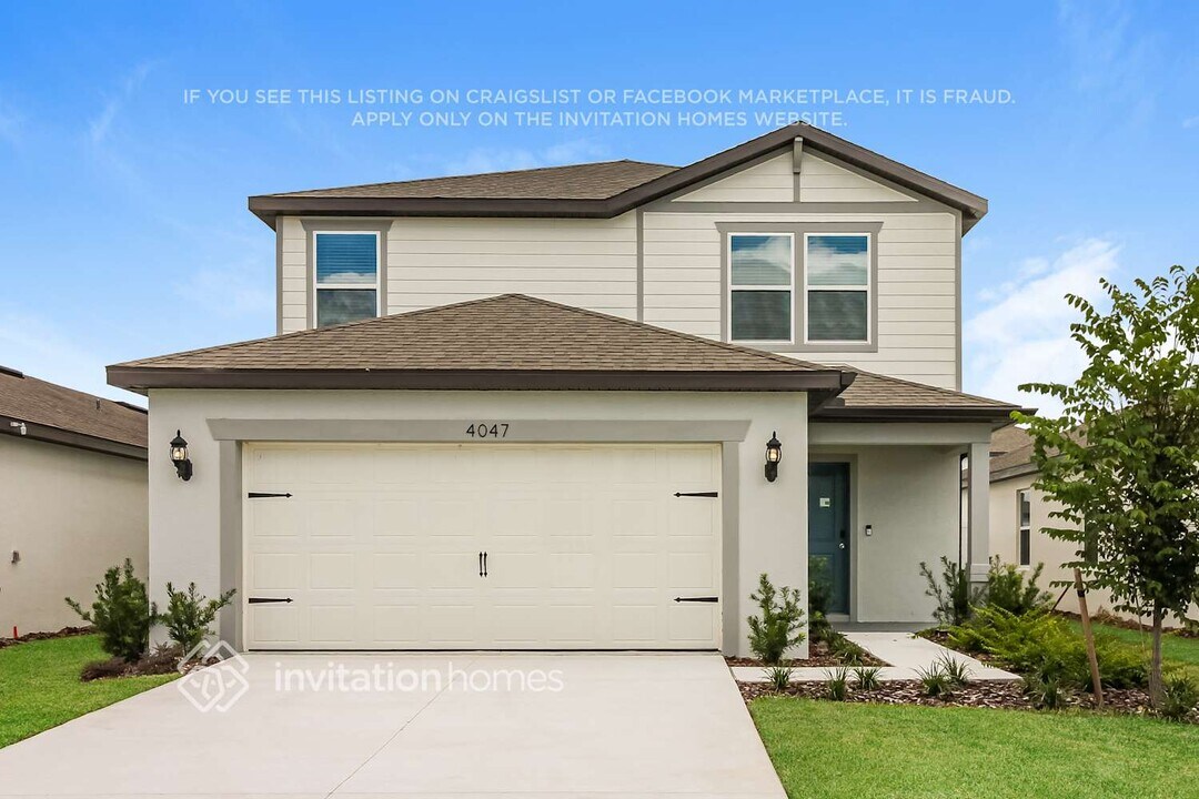 4047 Obsidian Dr in Spring Hill, FL - Building Photo