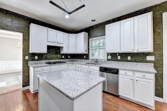 455 Morning Creek Ln in Suwanee, GA - Building Photo - Building Photo