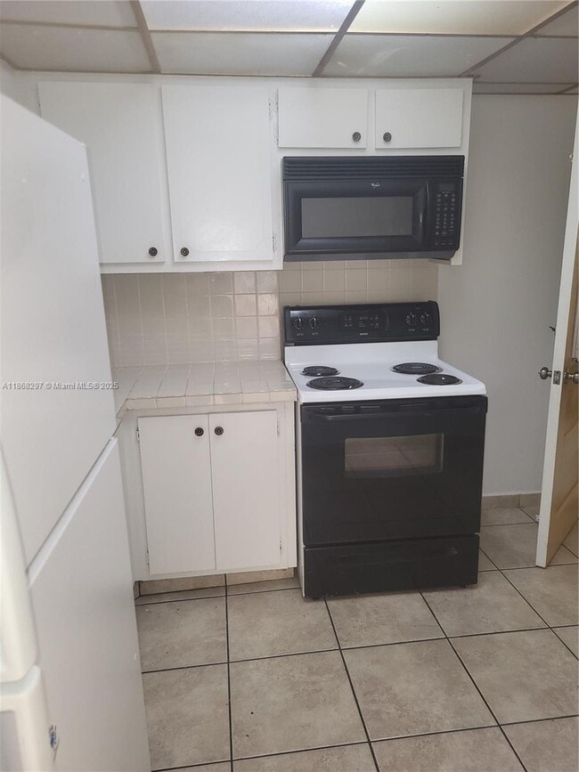 1175 Normandy Dr in Miami Beach, FL - Building Photo - Building Photo