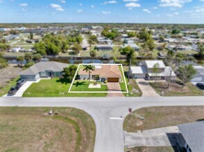 2220 Broad Ranch Dr in Port Charlotte, FL - Building Photo - Building Photo