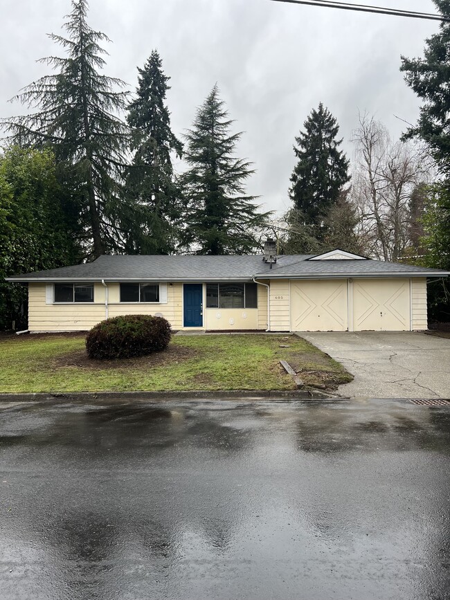 property at 605 155th Ave SE