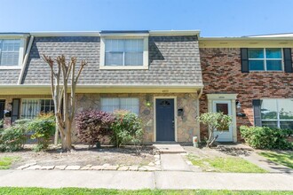 4932 Milwee St in Houston, TX - Building Photo - Building Photo