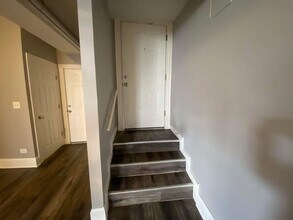 406 W 77th St in Chicago, IL - Building Photo - Building Photo