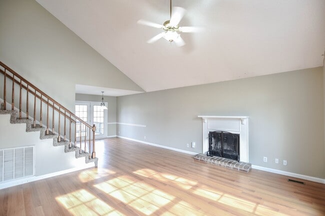 497 Steffi St in Clarksville, TN - Building Photo - Building Photo