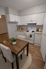 10682 E Holly Rd in Springfield Township, MI - Building Photo - Building Photo