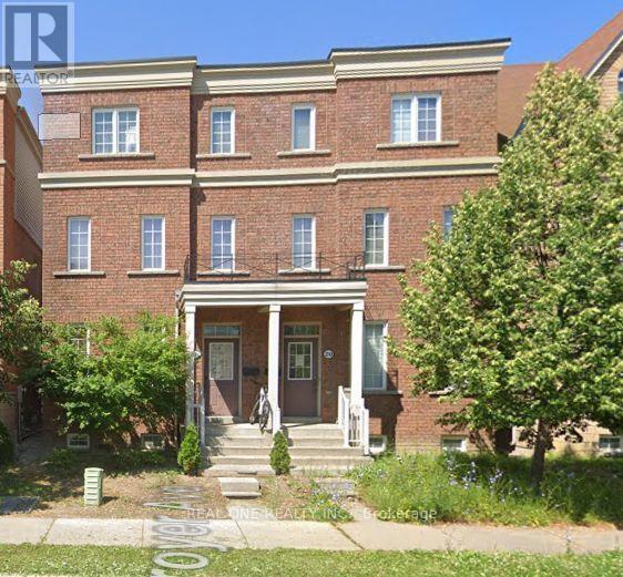 property at 18 Troyer Ave