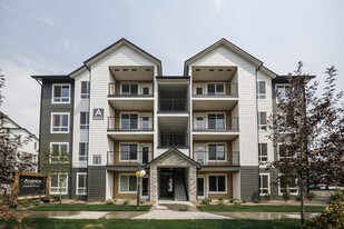 The Arbour in Boise, ID - Building Photo