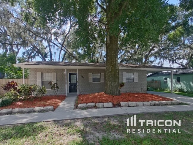 property at 804 Heidi Rd