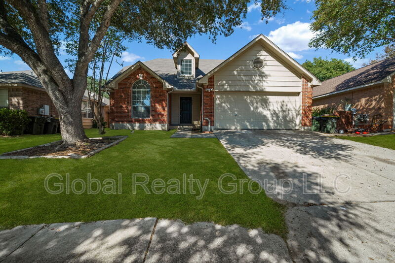 1028 Gate Creek Ln in Schertz, TX - Building Photo