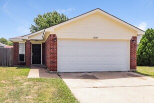 10529 Towerwood Dr in Fort Worth, TX - Building Photo