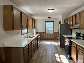 33 Baker Dr in Asheville, NC - Building Photo - Building Photo