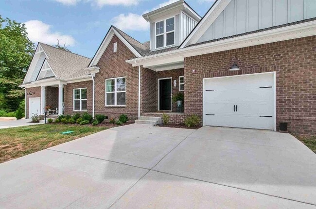7523 Fernvale Springs Way in Fairview, TN - Building Photo - Building Photo