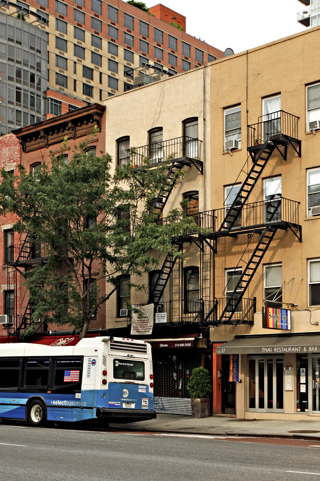 635 Second Ave in New York, NY - Building Photo - Building Photo