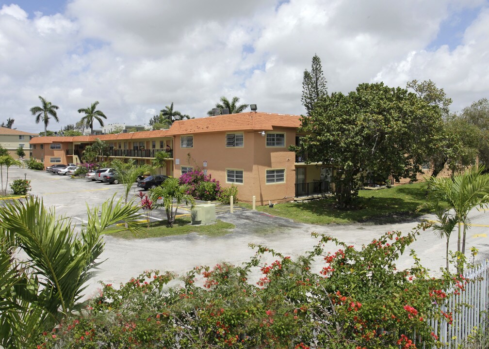 Orchard Gardens Apartments in North Miami, FL - Building Photo