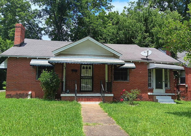 property at 30 Flood St
