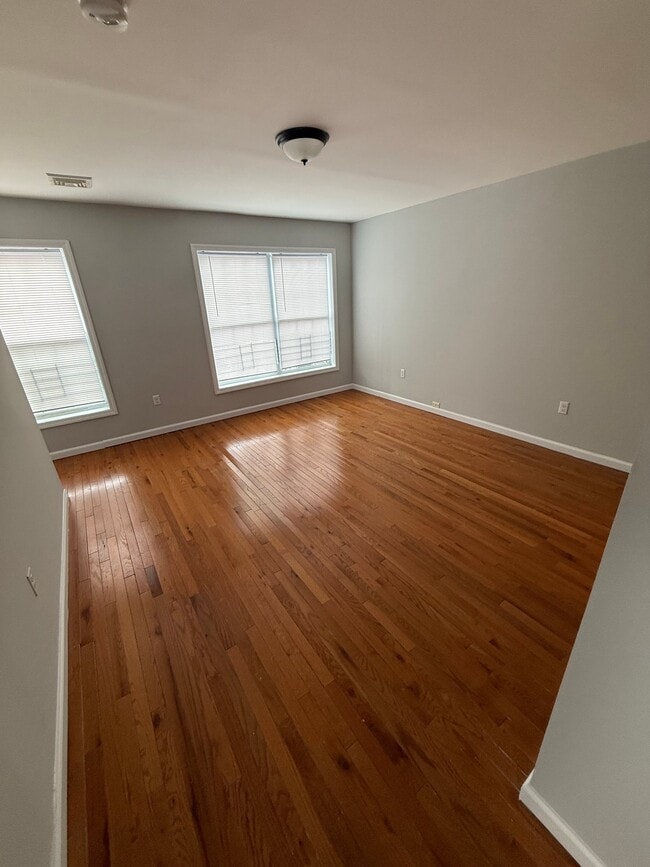 173 Godwin Ave