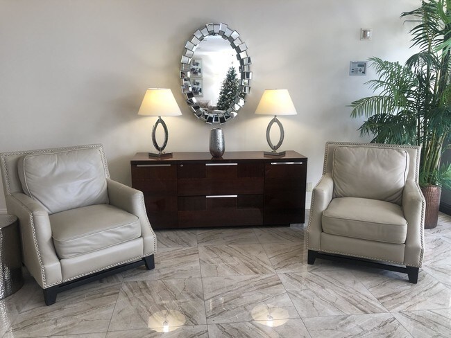 2000 Presidential Way-Unit -806 in West Palm Beach, FL - Building Photo - Building Photo