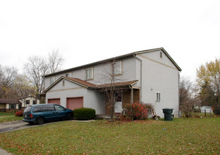 4842-4844 Tamarack Blvd in Columbus, OH - Building Photo - Building Photo